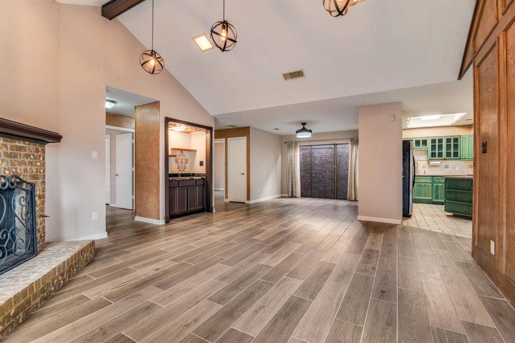 813 Woodway Lane, Richardson, TX 75081