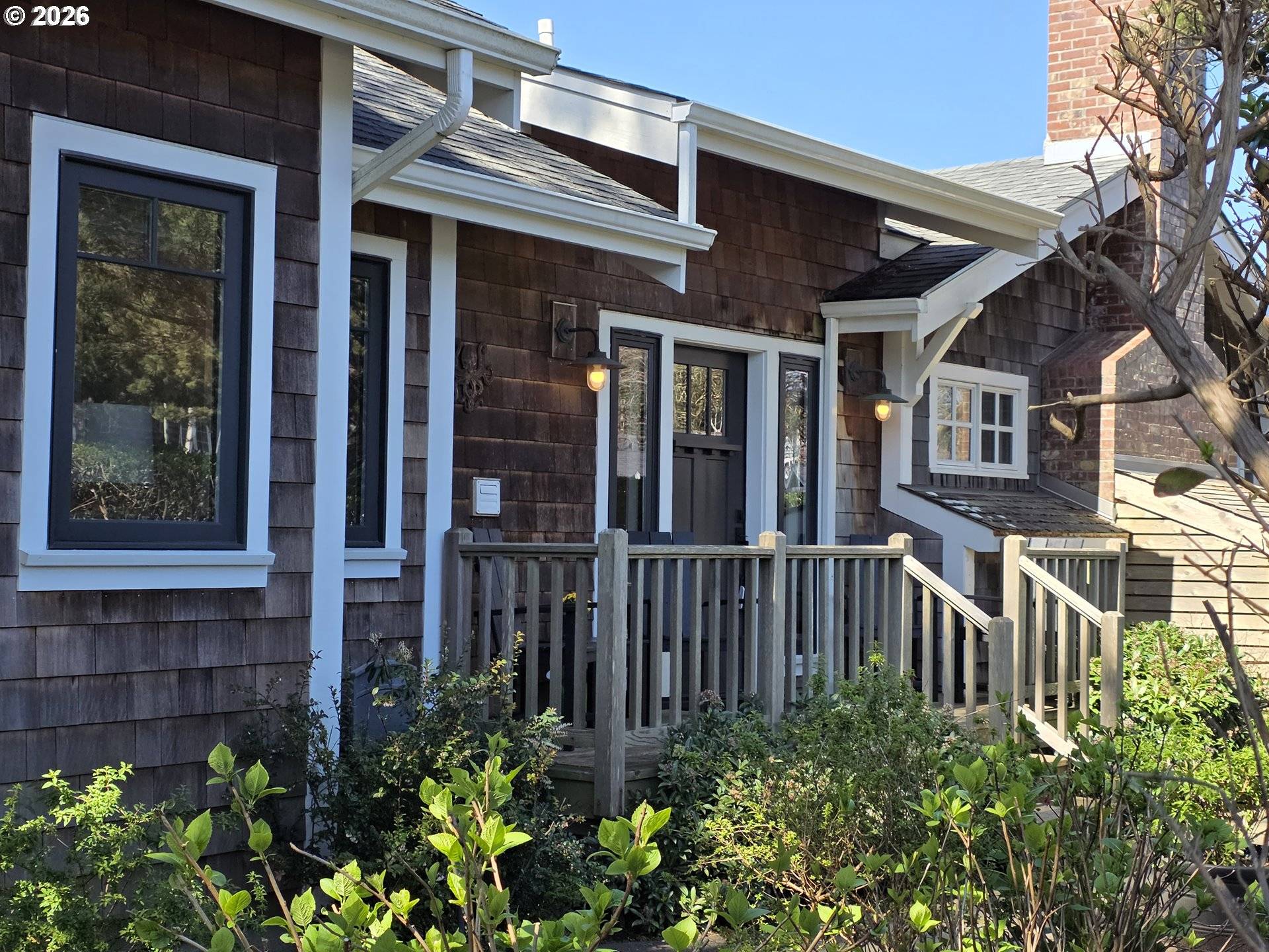 108 W MADISON ST, Cannon Beach, OR 97110