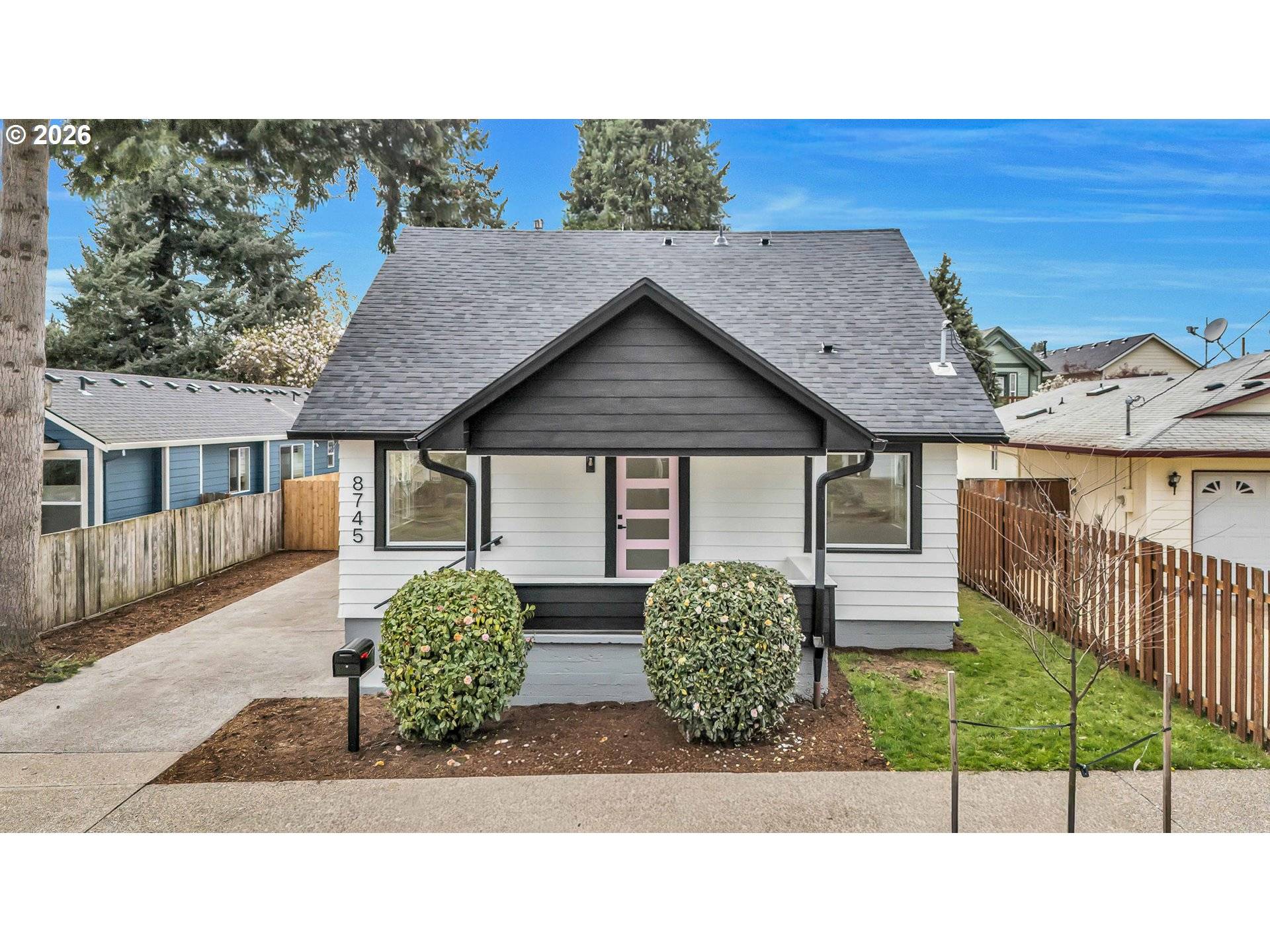 8745 N BURRAGE AVE, Portland, OR 97217