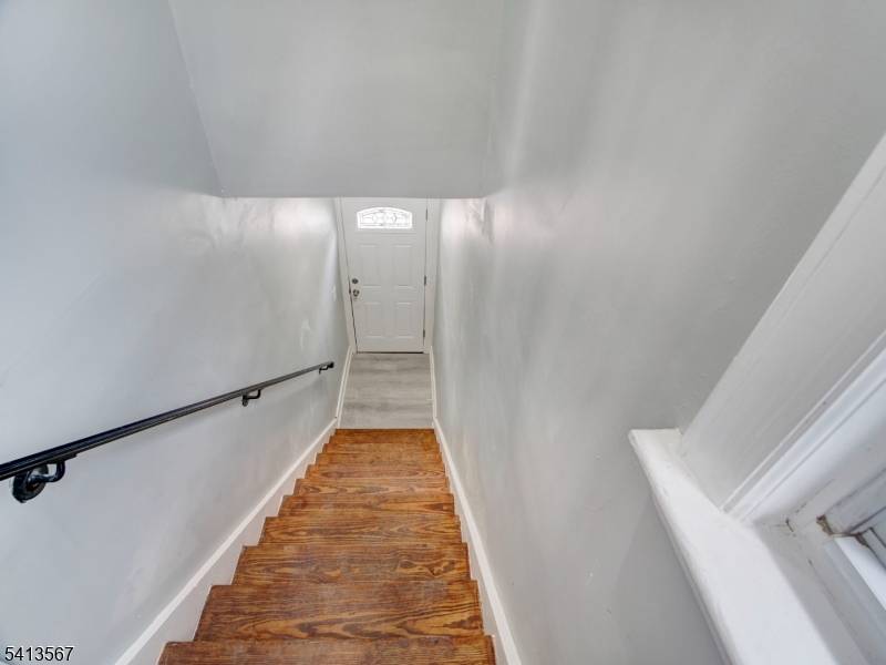 20 W 49th #2, Bayonne City, NJ 07002