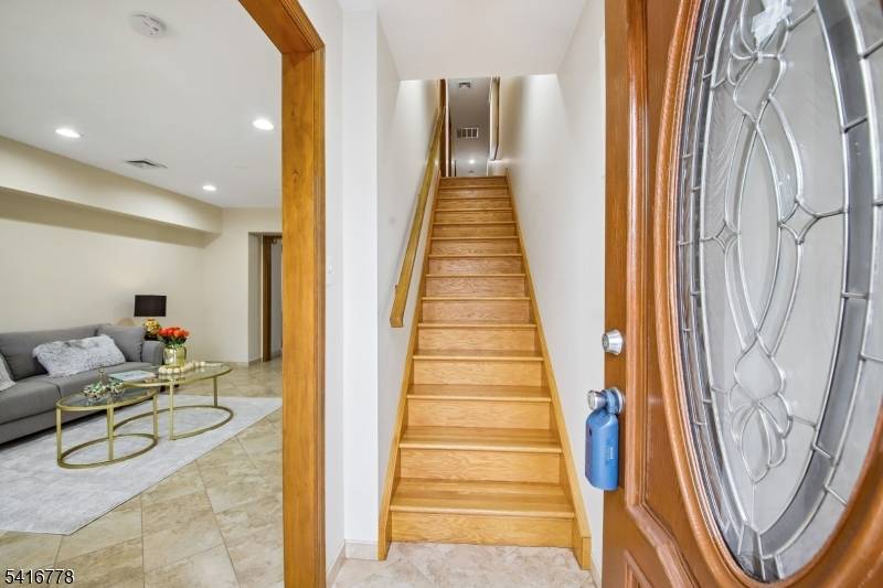 63 Waydell St, Newark City, NJ 07105