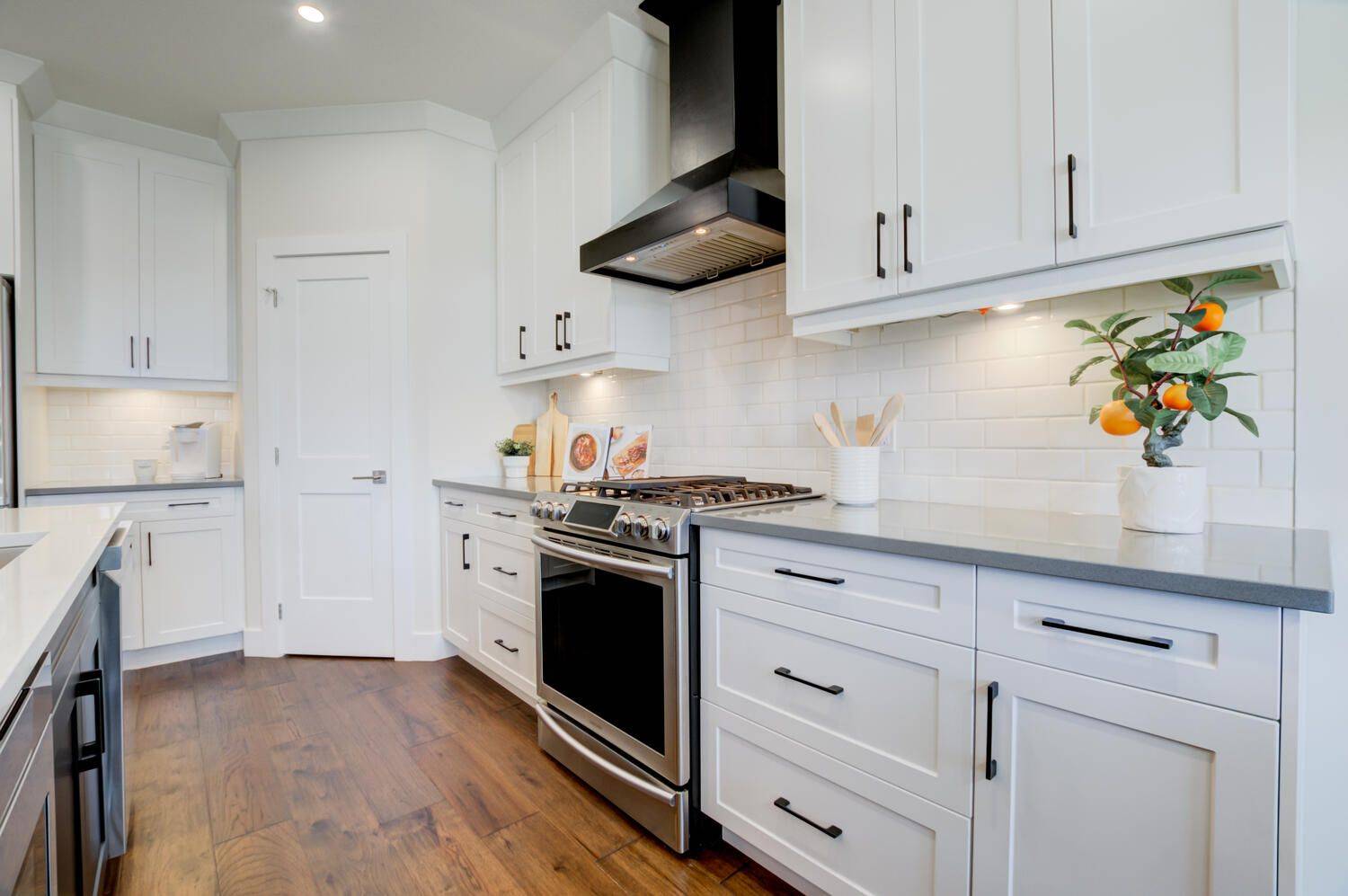 283 Elizabeth ST, Southwest Middlesex, ON N0L 1M0