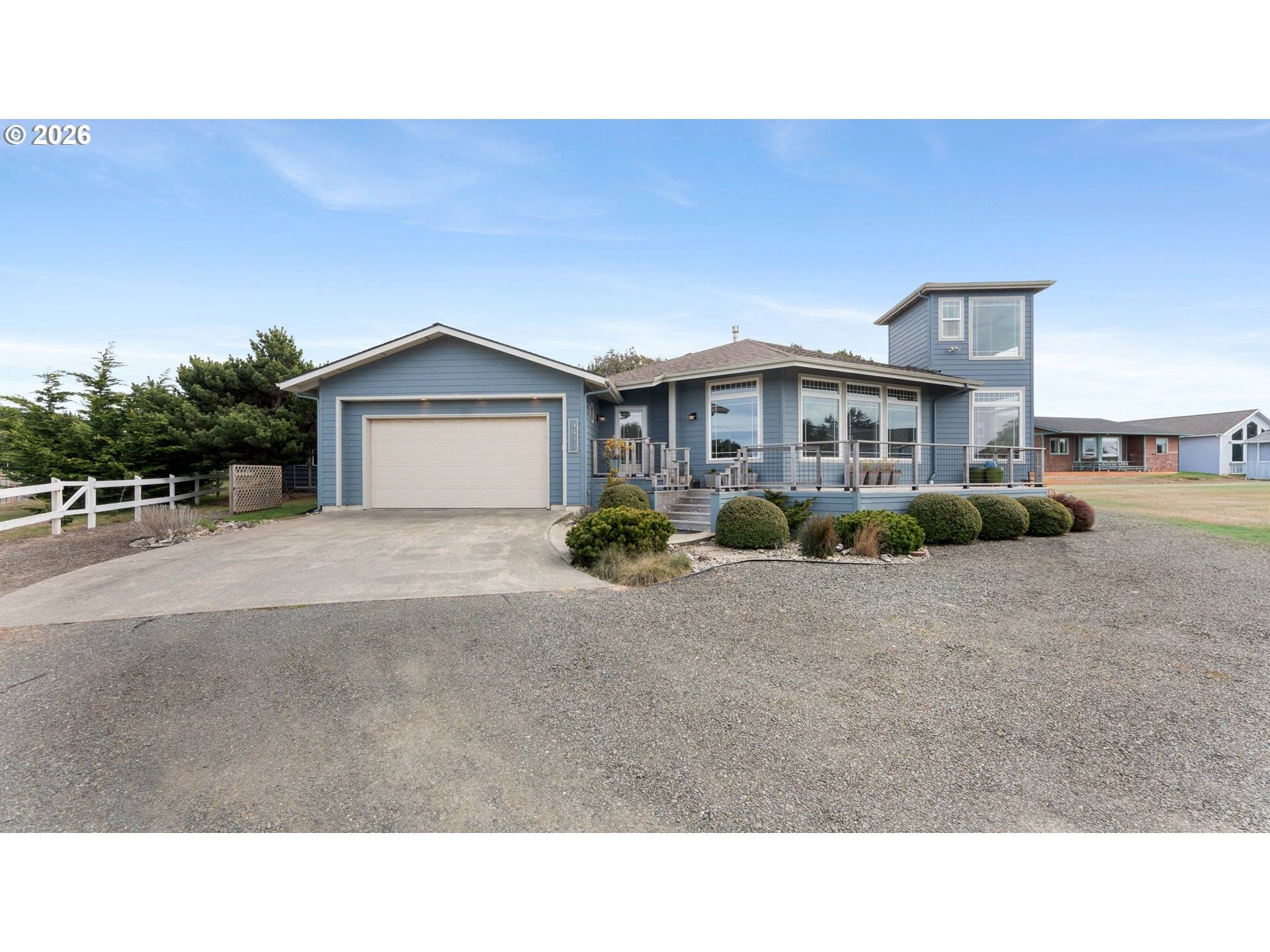 3868 GRANT PL, Bandon, OR 97411