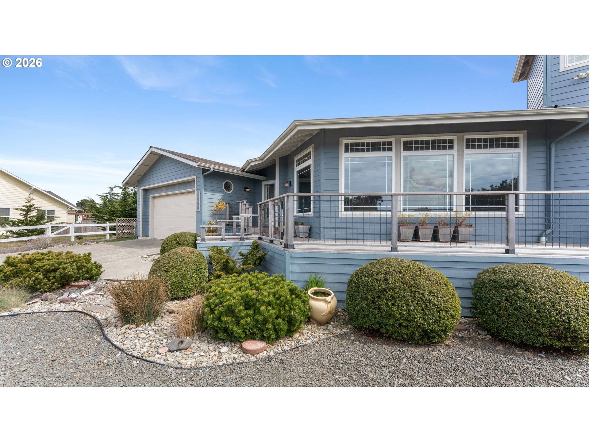 3868 GRANT PL, Bandon, OR 97411
