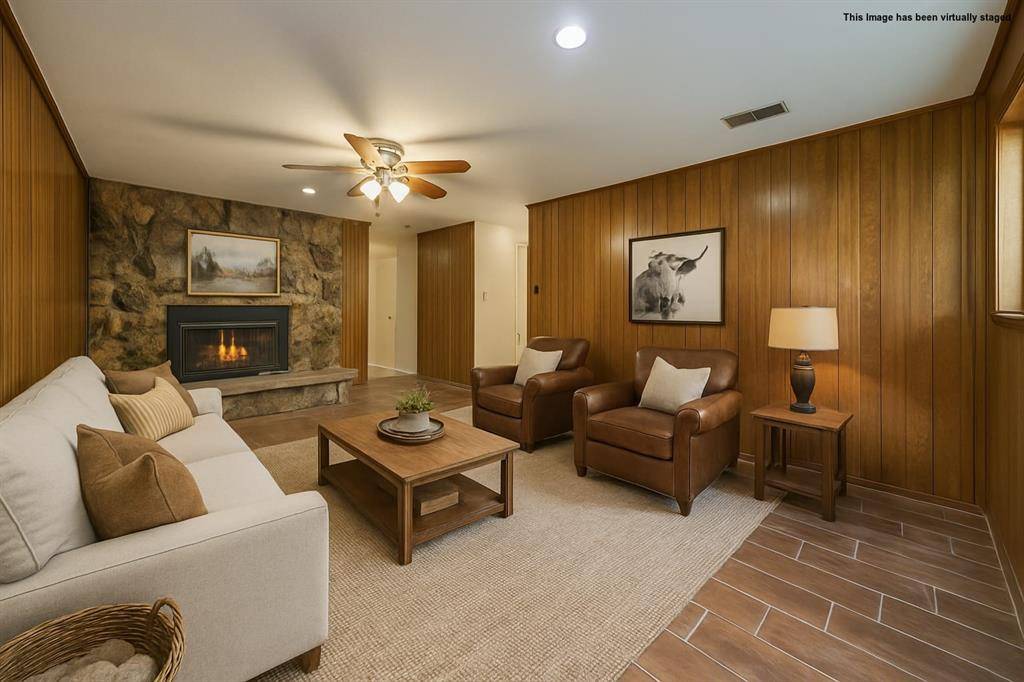 105 Briar Lane, Waxahachie, TX 75165