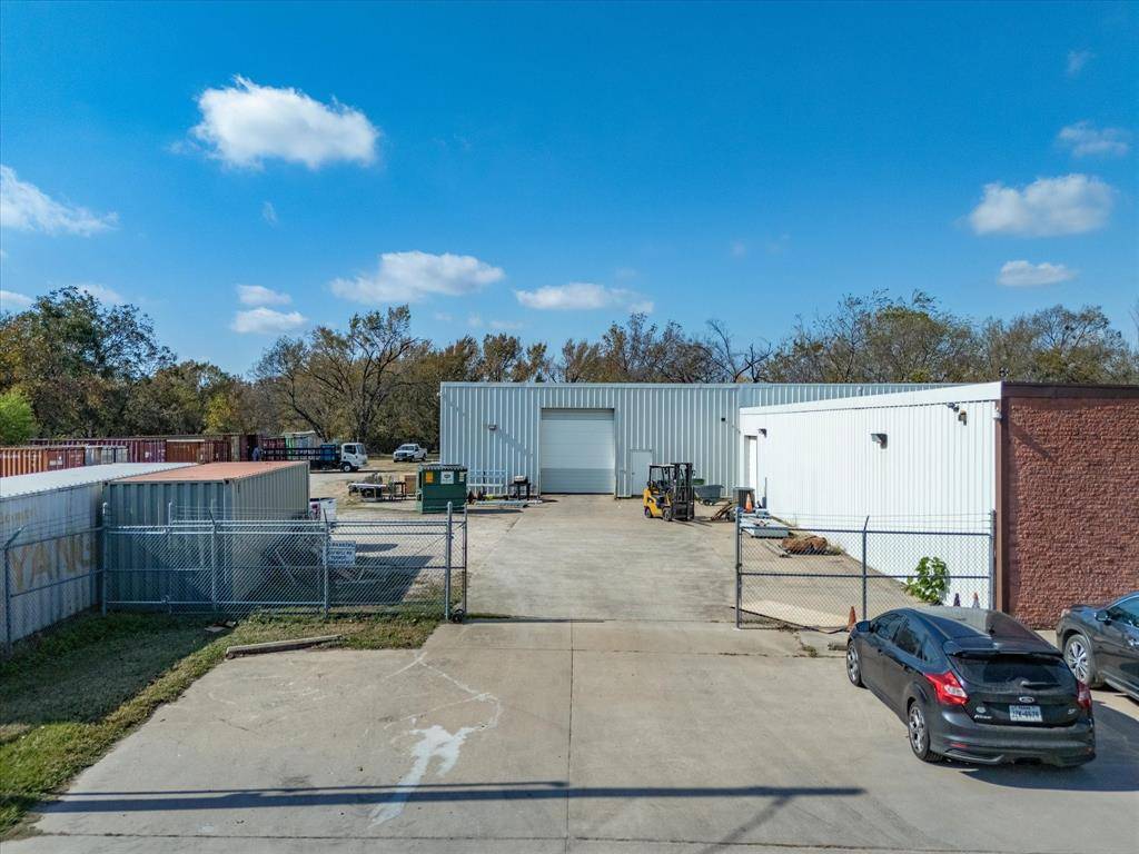 5303 Buford Jett Lane, Balch Springs, TX 75180