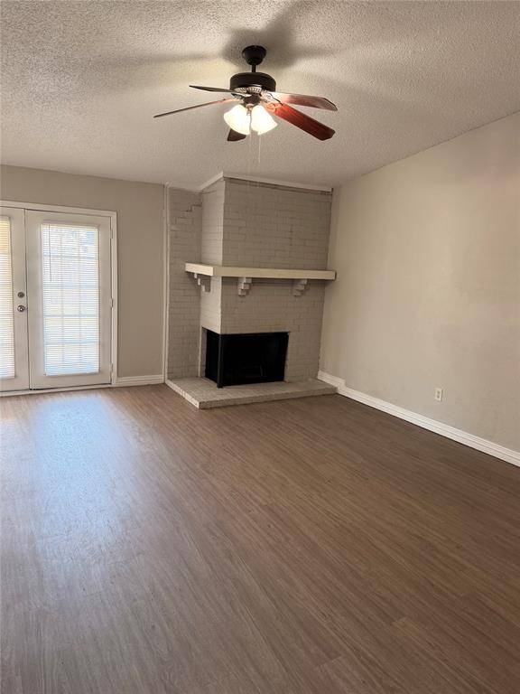 200 Pebblebrook Street, Arlington, TX 76014