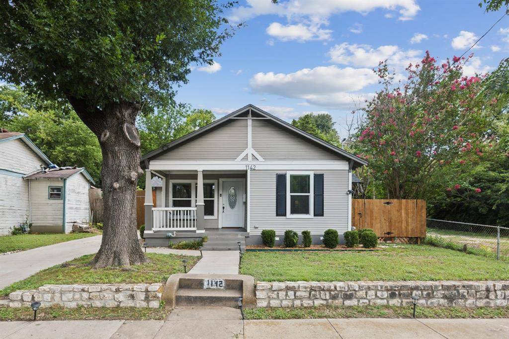 1142 W Clarendon Drive, Dallas, TX 75208
