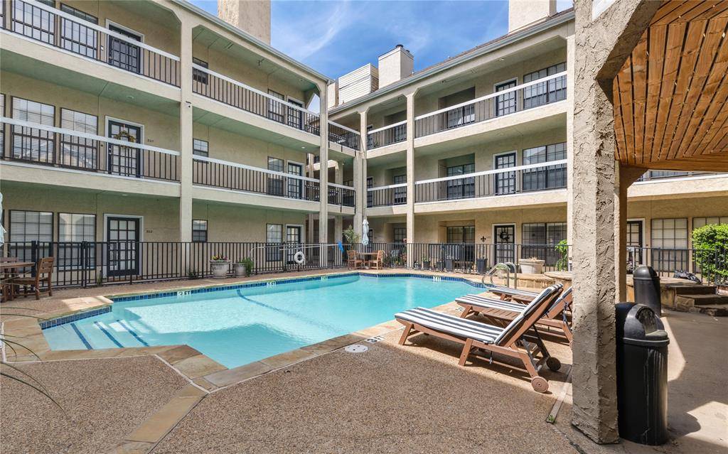 4800 W Lovers Lane #312, Dallas, TX 75209