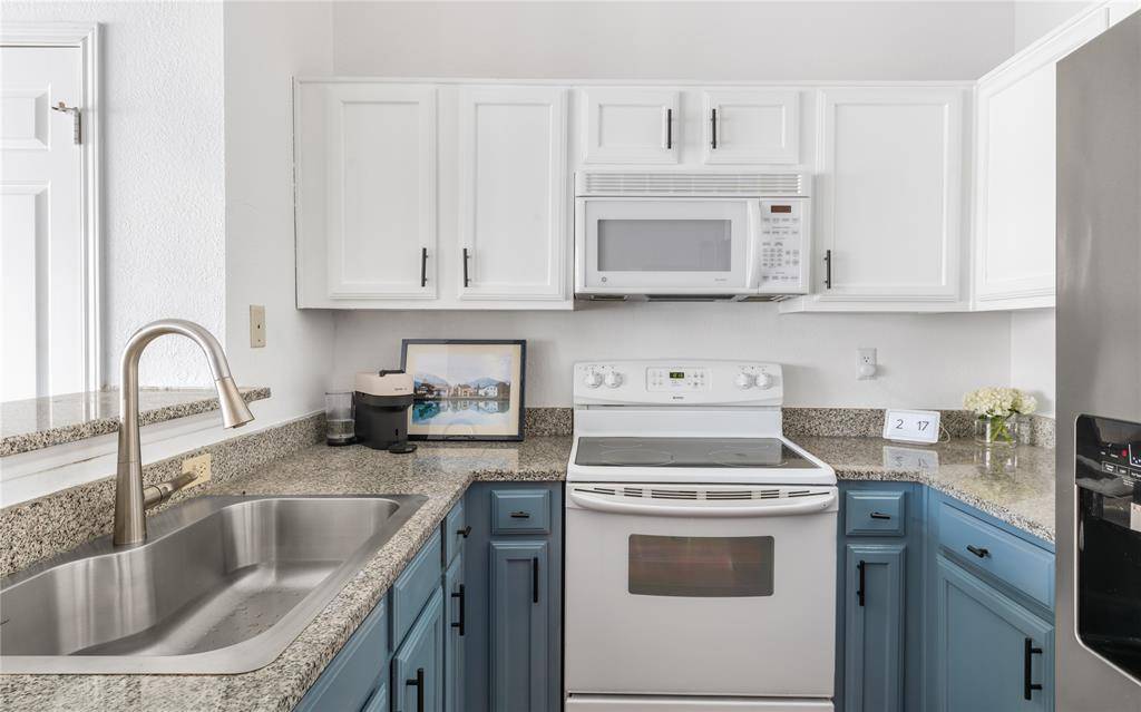 4800 W Lovers Lane #312, Dallas, TX 75209