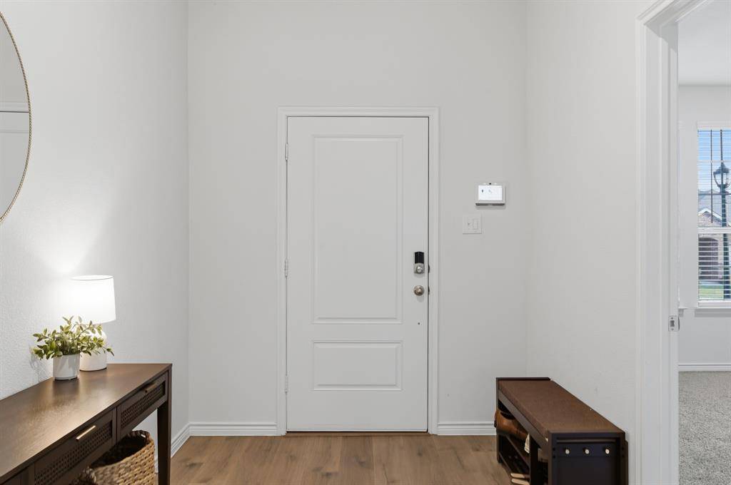 727 Fort Lane, Fate, TX 75189