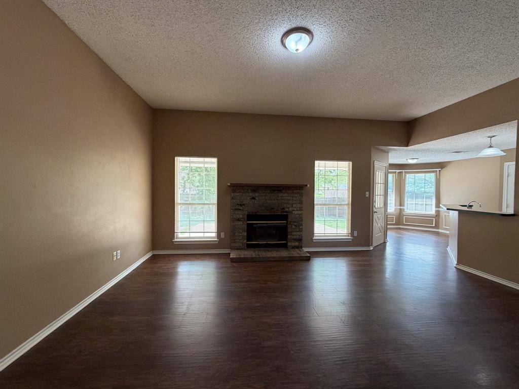 1000 Short Line Boulevard, Midlothian, TX 76065