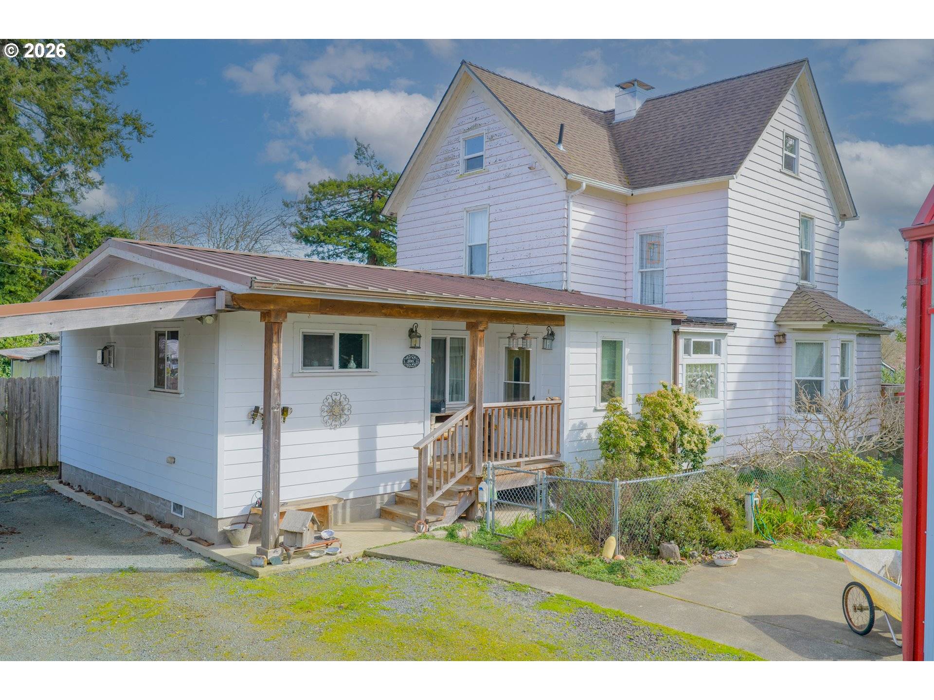 1150 W 8TH ST, Coquille, OR 97423