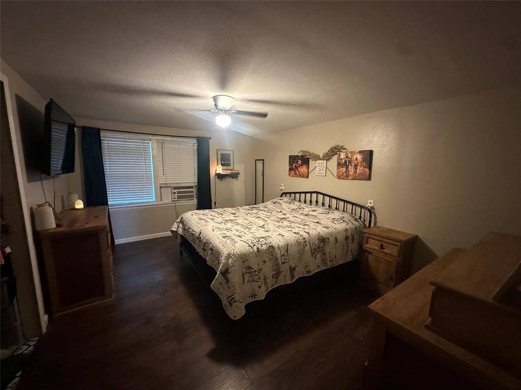 6447 County Road 24900, Brookston, TX 75421