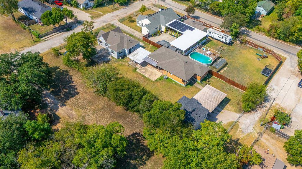 3823 Dempster Avenue, Cockrell Hill, TX 75211