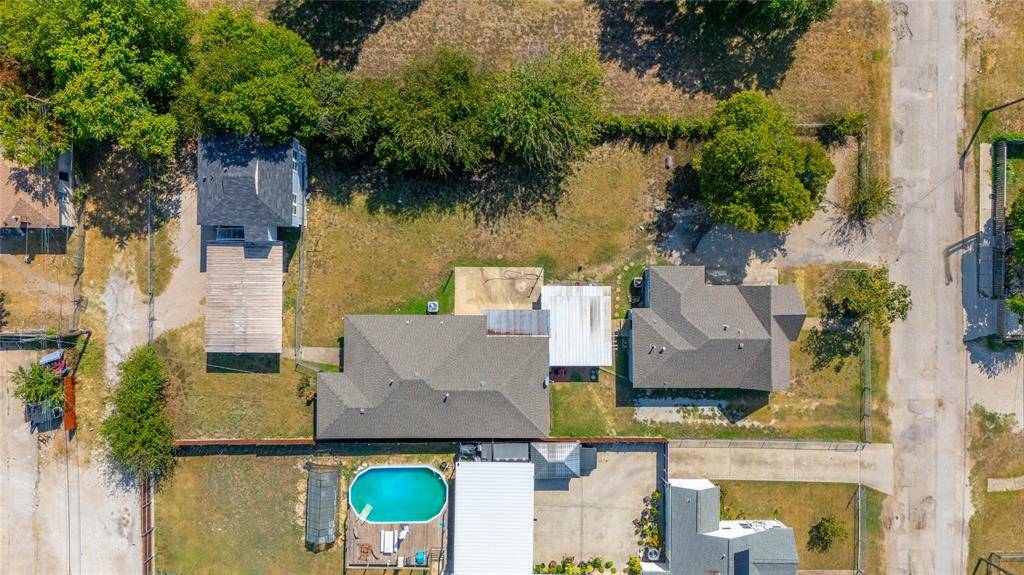 3823 Dempster Avenue, Cockrell Hill, TX 75211