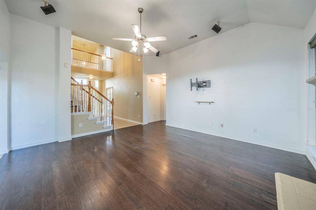 7042 Hedgebrook Drive, Dallas, TX 75249