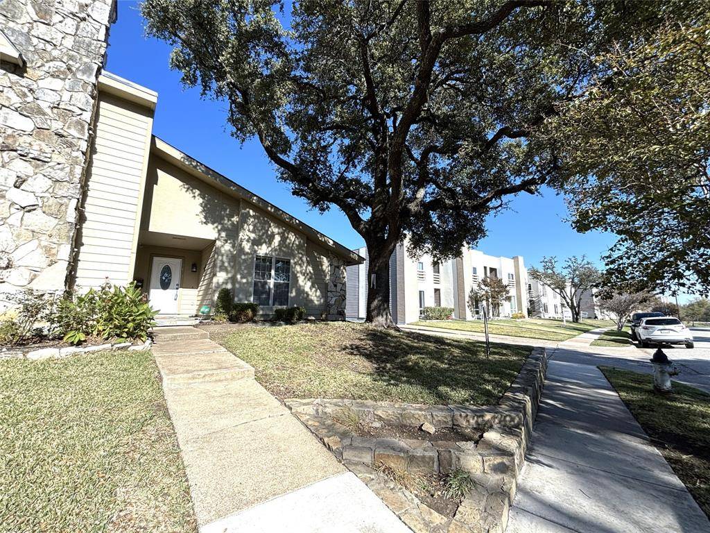 9461 Timberleaf Drive, Dallas, TX 75243