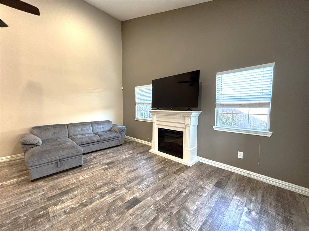 9461 Timberleaf Drive, Dallas, TX 75243