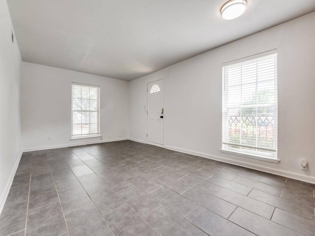 5234 Fleetwood Oaks Avenue #120, Dallas, TX 75235