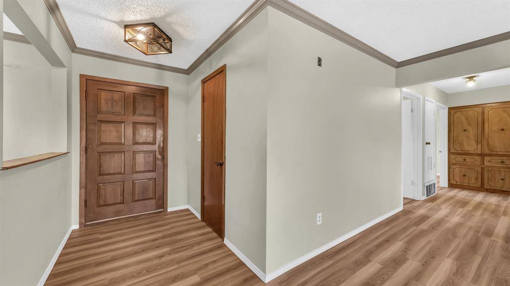 1111 Vivienne Street, Weatherford, TX 76086