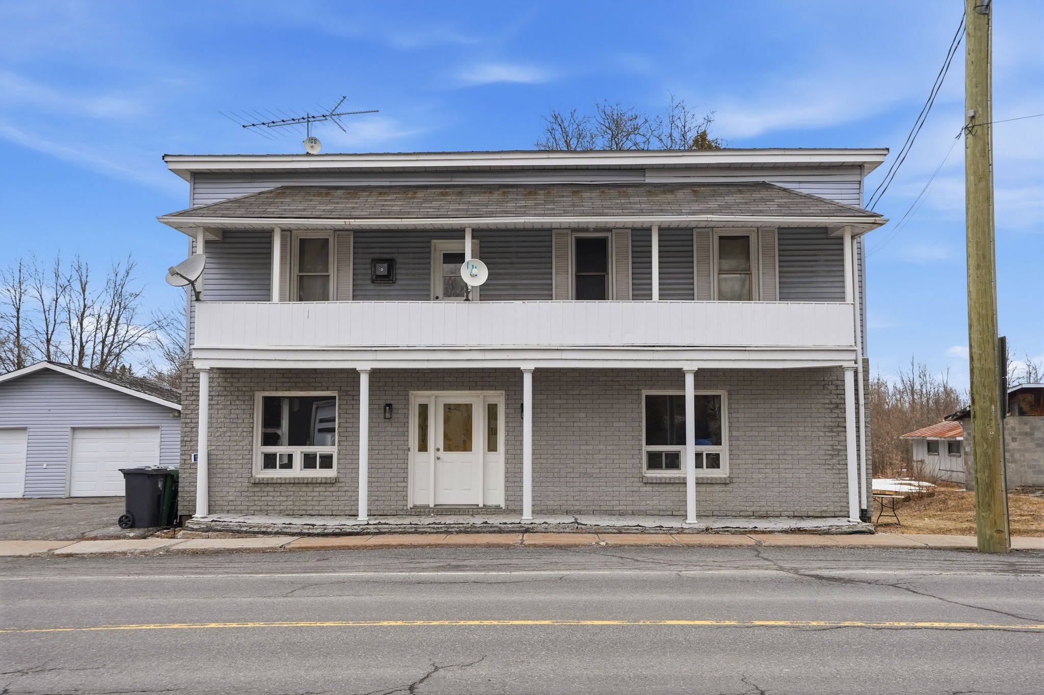 1255 Labrosse ST, East Hawkesbury, ON K0B 1P0