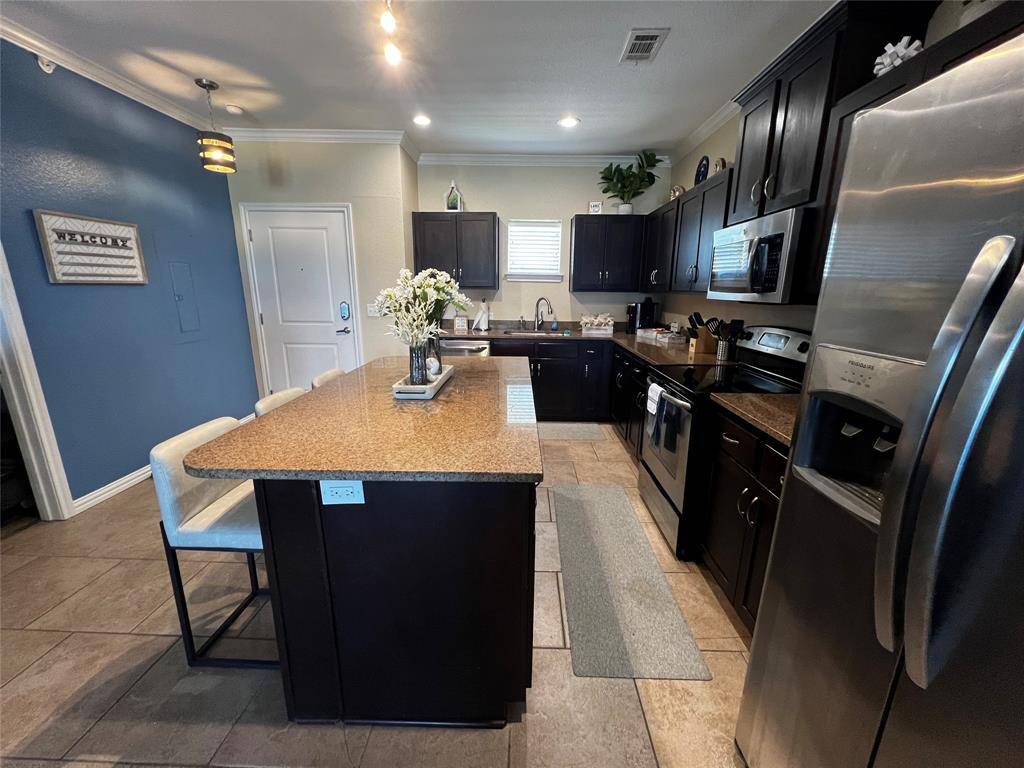 9900 Northshore Boulevard #3202, Corsicana, TX 75109