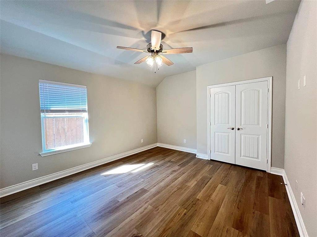 806 Greyson Lane, Greenville, TX 75402