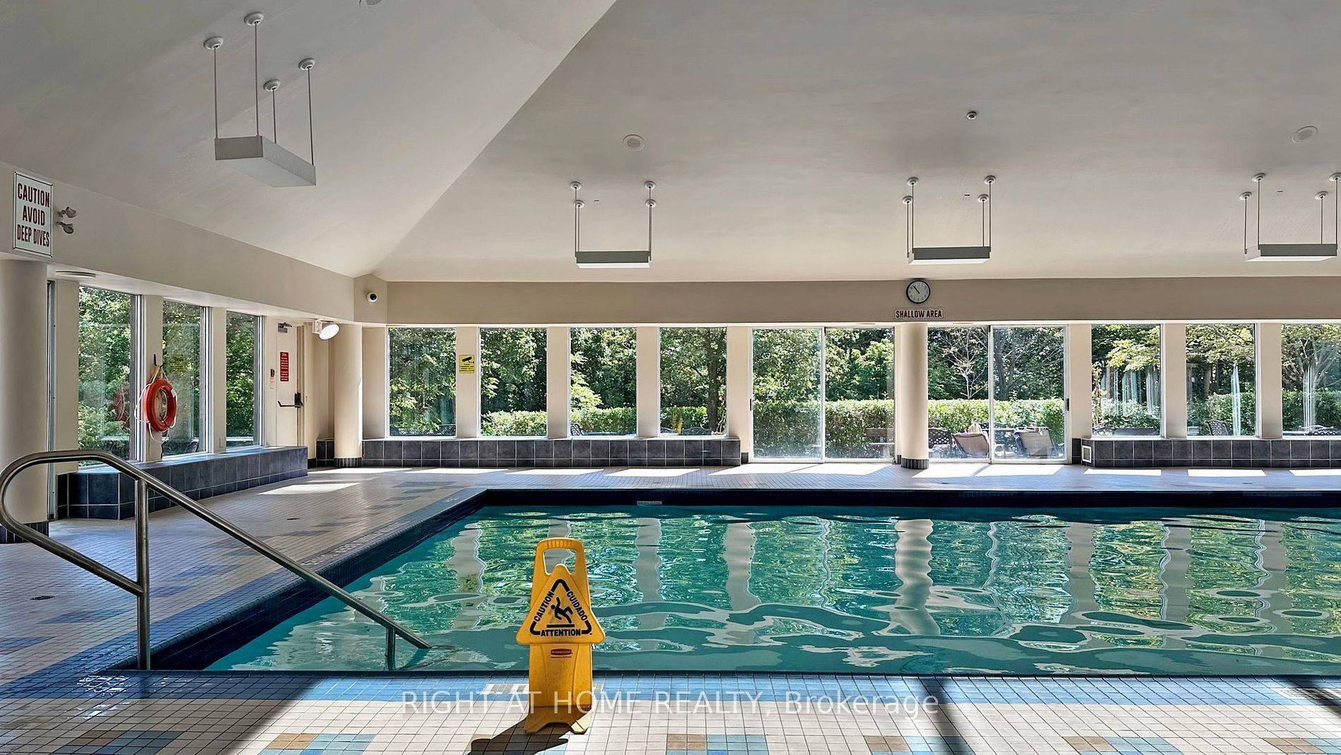 7 Concorde PL #1609, Toronto C13, ON M3C 3N4