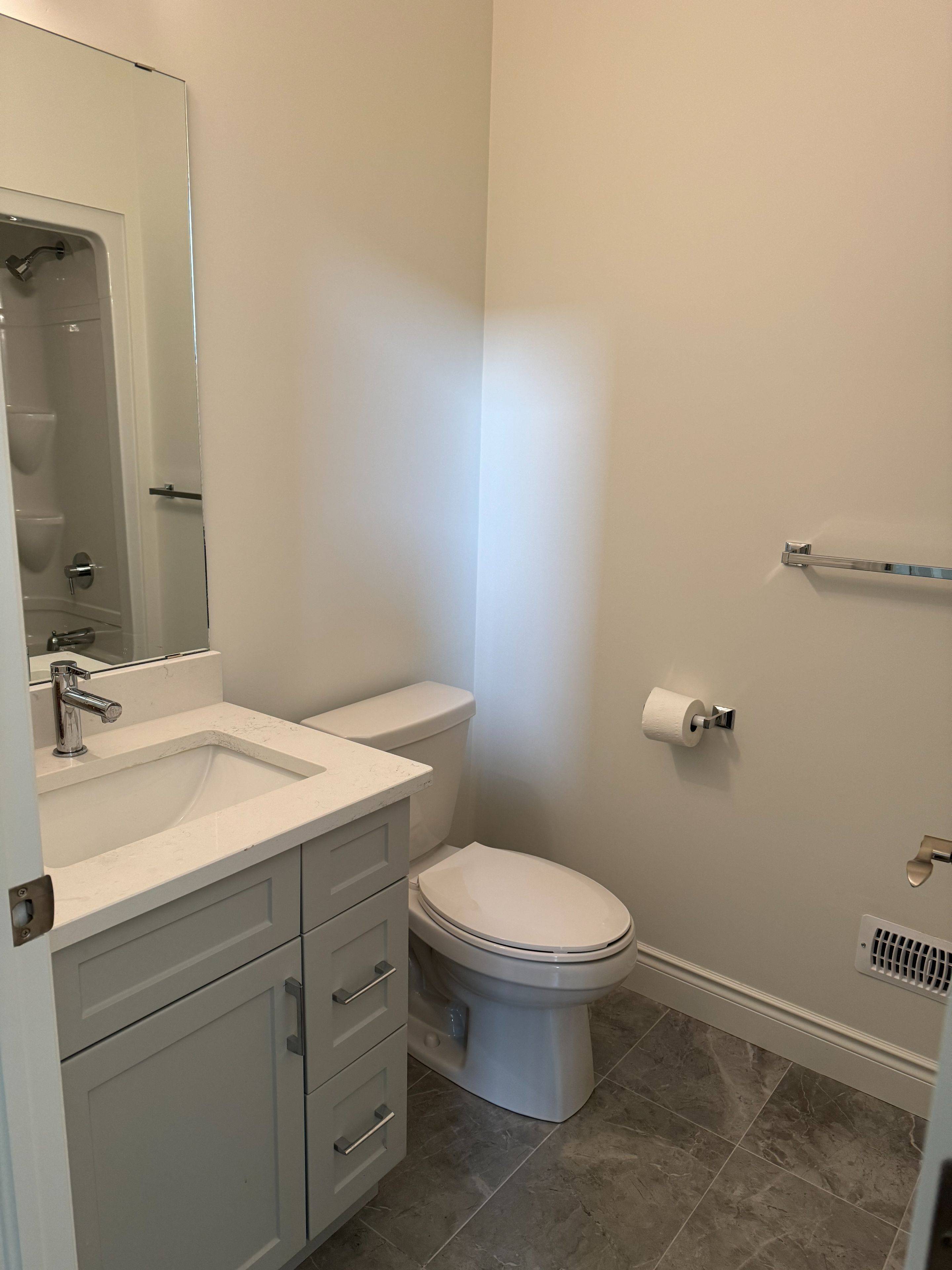 513 Water RD E, Amherstburg, ON N9V 4C5