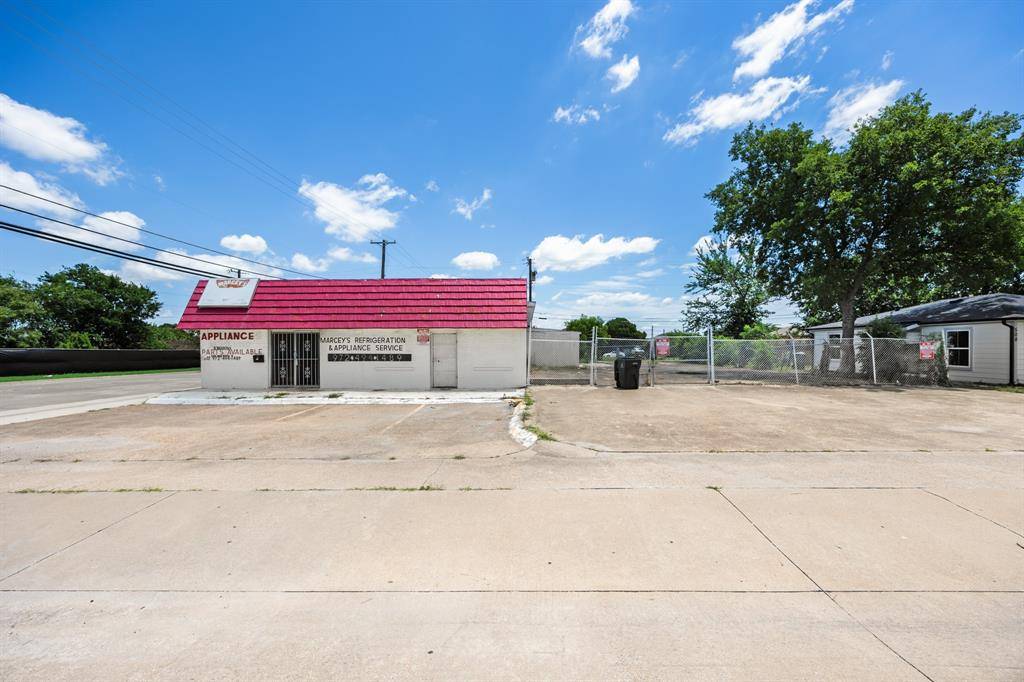 500 Ford Street, Garland, TX 75040