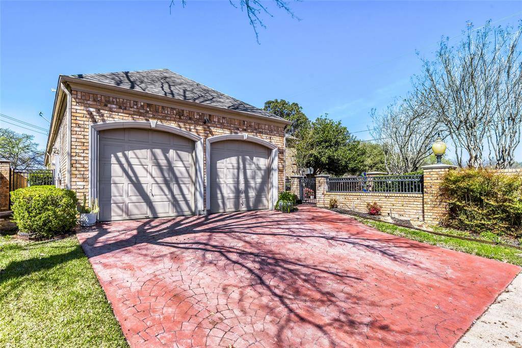 1000 Villa Drive, Fort Worth, TX 76120