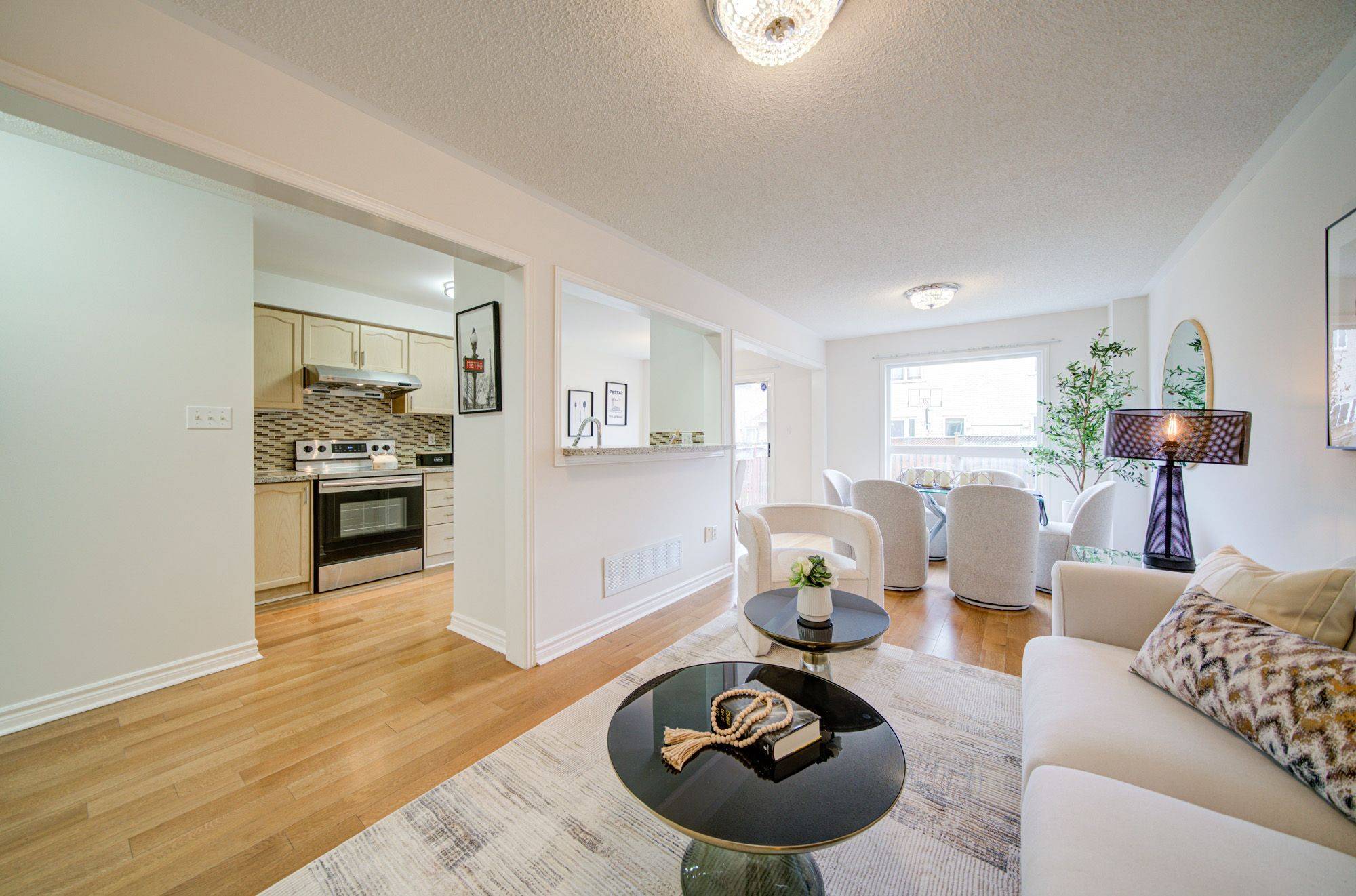 58 Warren Bradley ST, Markham, ON L6C 2W4