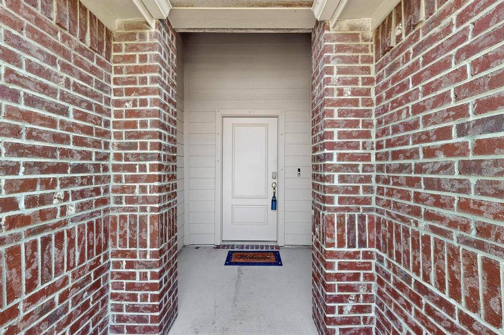 308 Duke Court, Fate, TX 75189