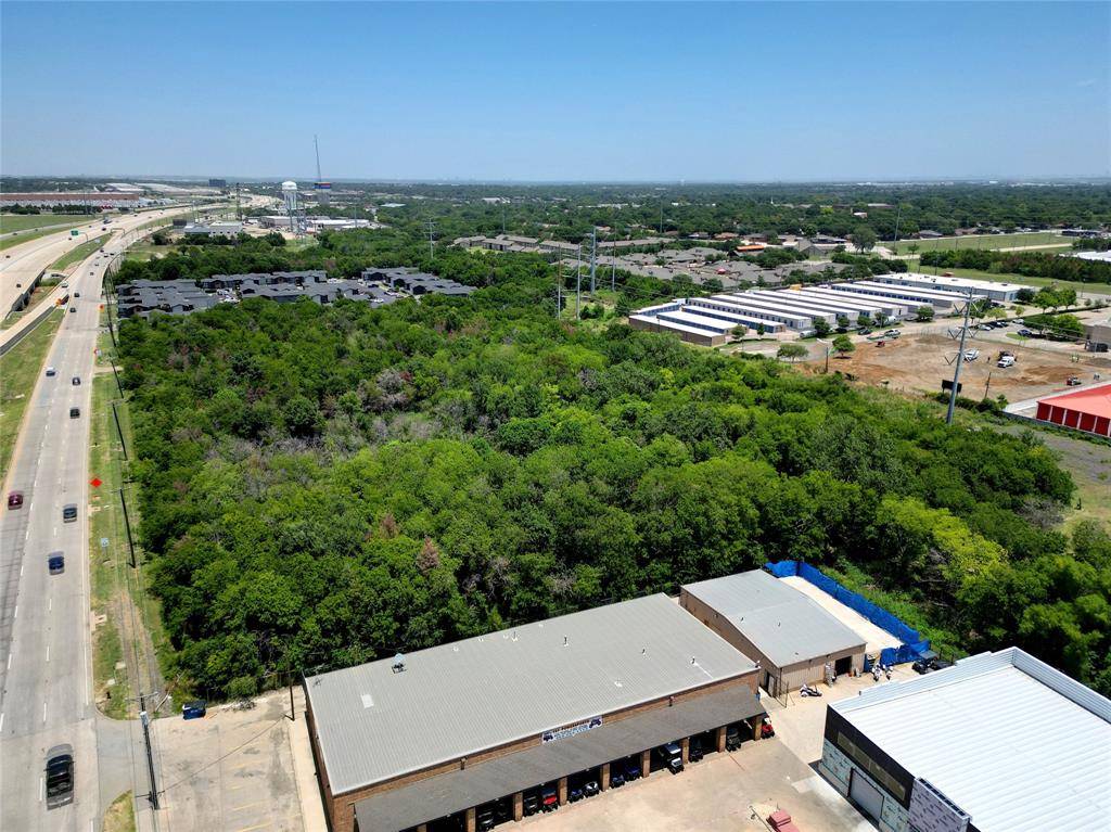1200 W Pioneer Parkway, Grand Prairie, TX 75051