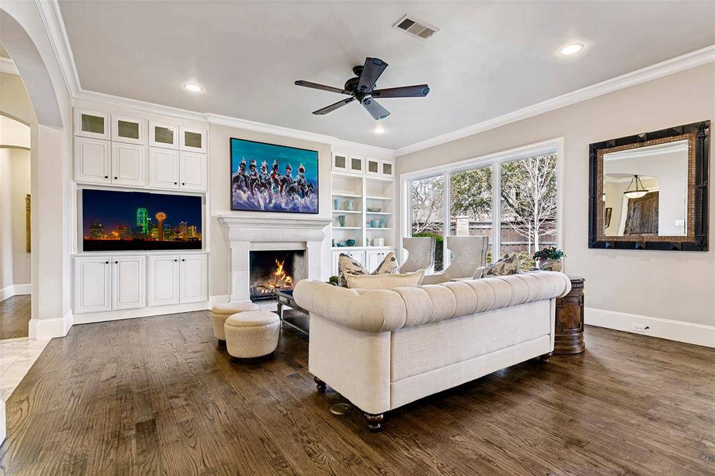 4505 W Amherst Avenue, Dallas, TX 75209