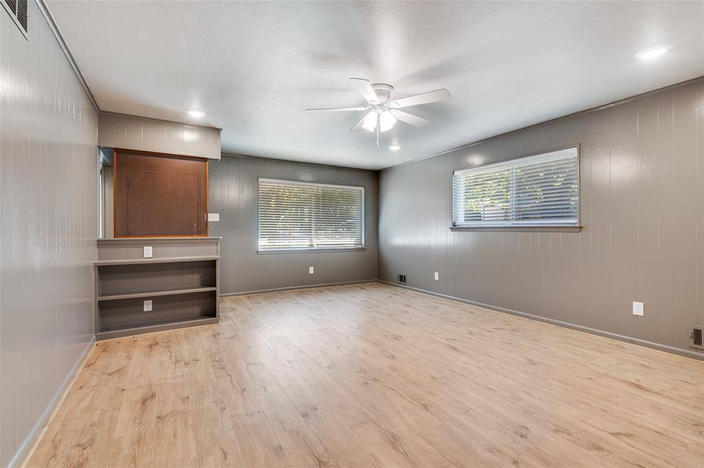 121 S Cavender Street, Dallas, TX 75211