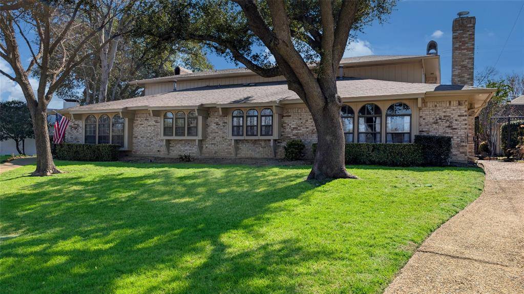 10504 Berry Knoll Drive, Dallas, TX 75230