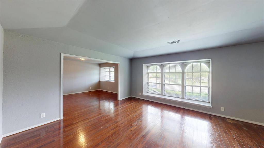 10504 Berry Knoll Drive, Dallas, TX 75230