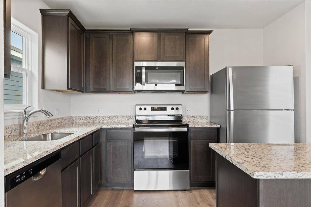 1341 Wind Drift Way, Fort Worth, TX 76131