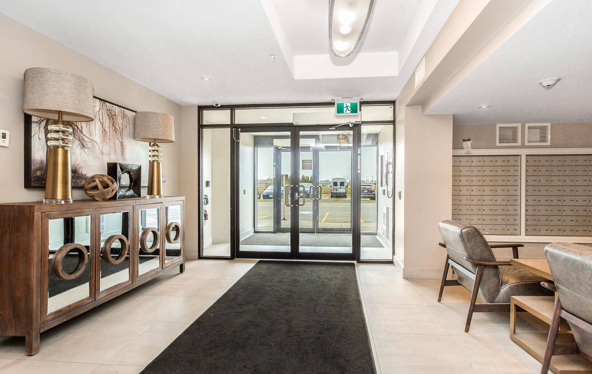 610 Farmstead DR #116, Milton, ON L9T 7H6