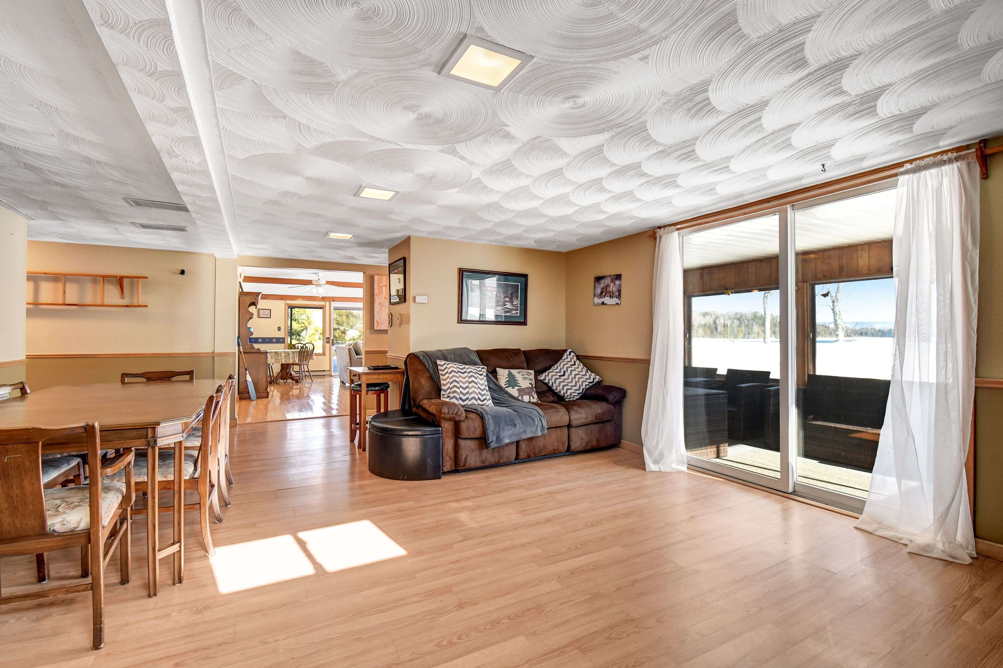 15 Cryderman CT, Faraday, ON K0L 1C0