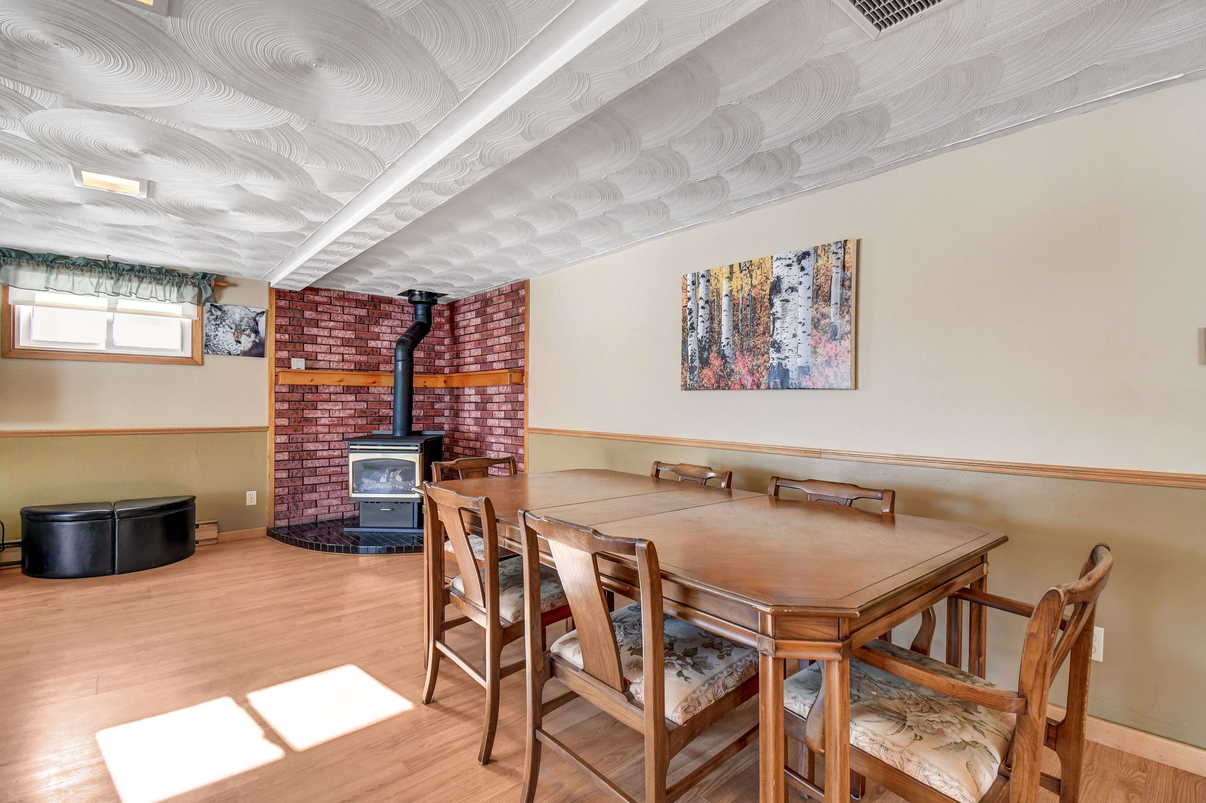 15 Cryderman CT, Faraday, ON K0L 1C0