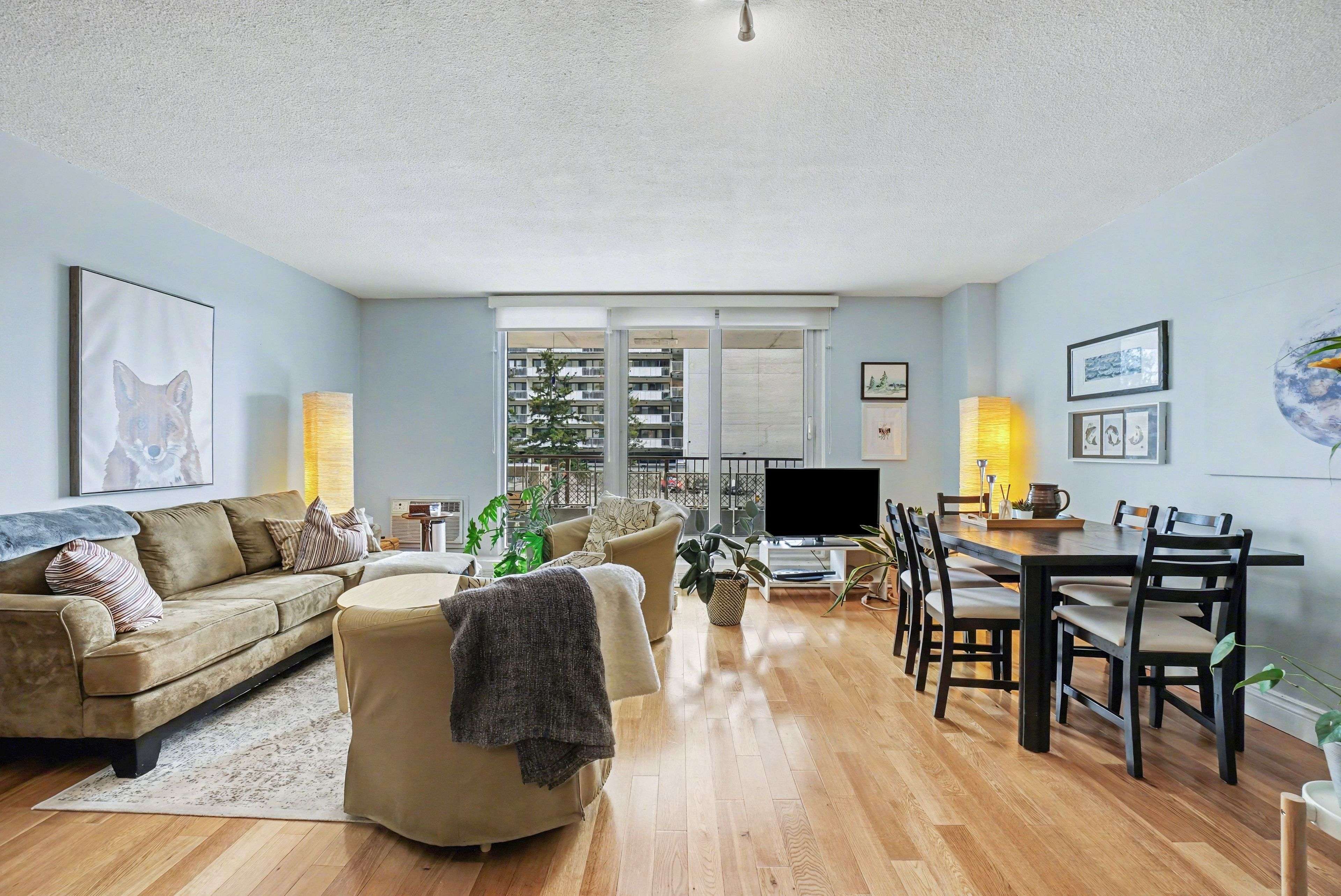 1785 Frobisher LN #404, Alta Vista And Area, ON K1G 3T7