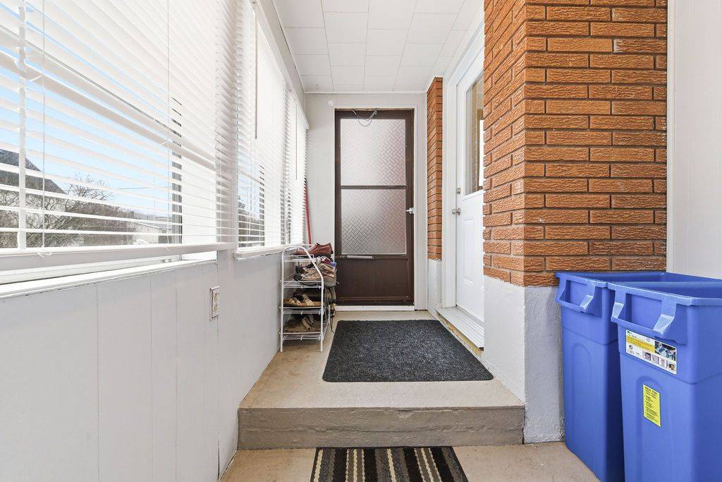 285 Foymount RD, Bonnechere Valley, ON K0J 1T0