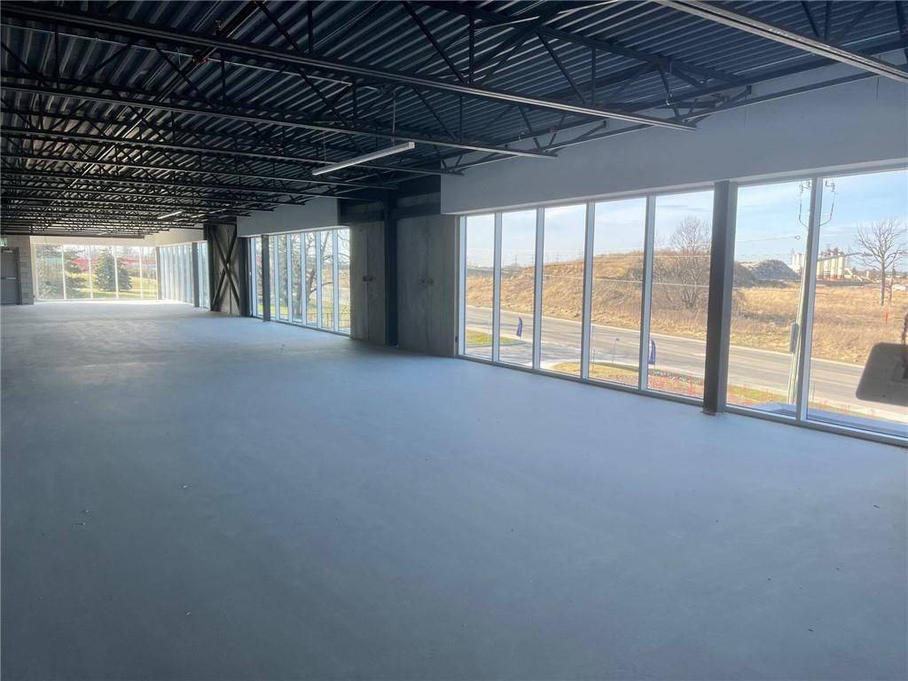 5775 Twenty RD #2nd Floor, Hamilton, ON L0R 1P0