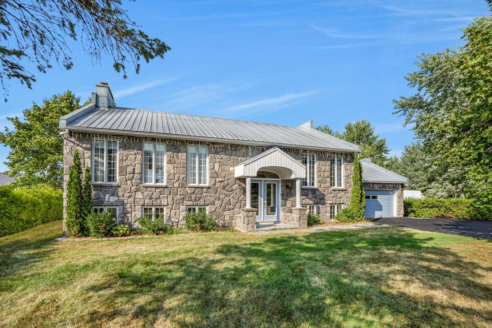 123 Ch Du Domaine RD, Alfred And Plantagenet, ON K0B 1J0