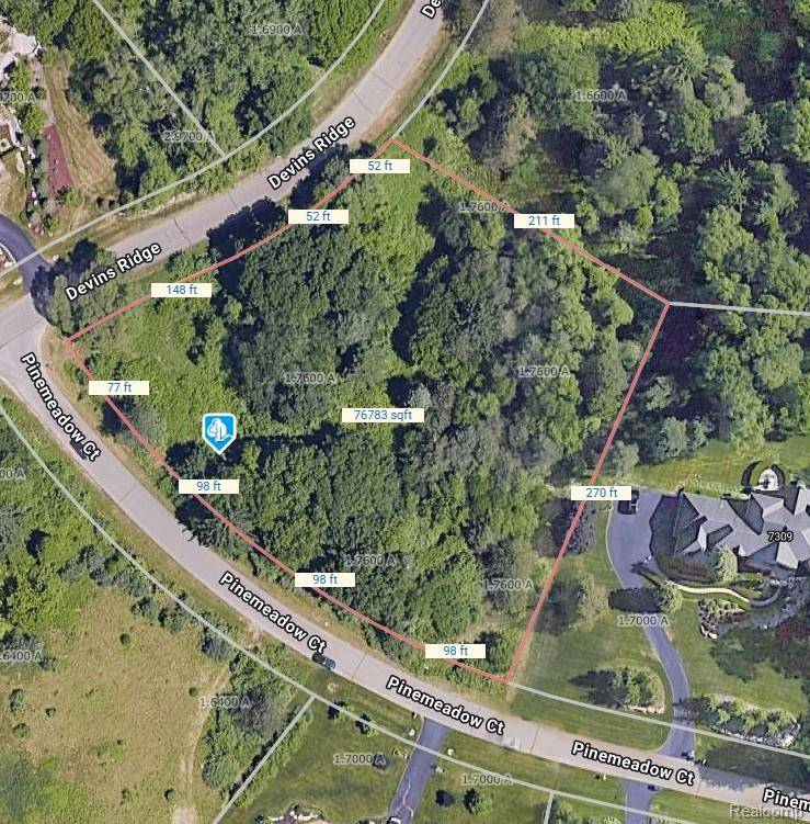 000 Pine Meadow CT, Independence Charter Township, MI 48348