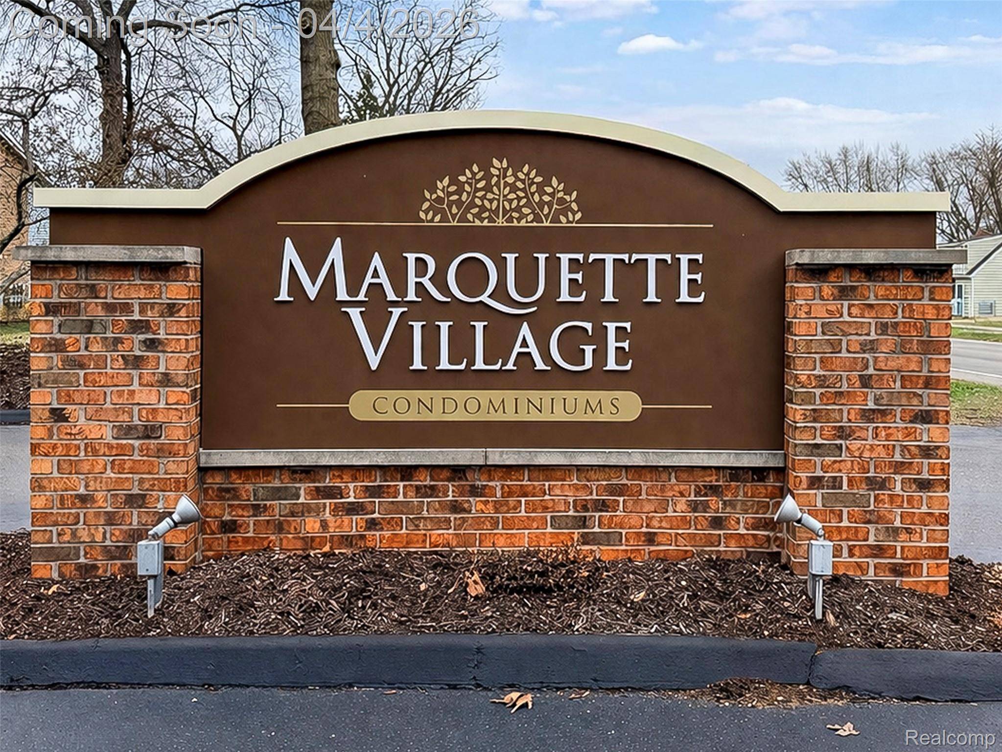 1584 Shoemaker DR, Westland, MI 48185