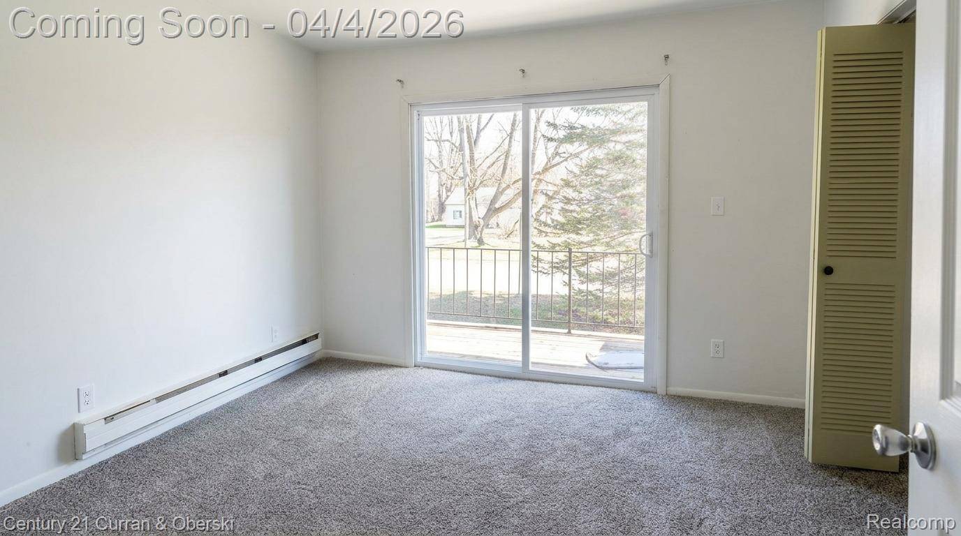 605 Ash ST, Holly Village, MI 48442